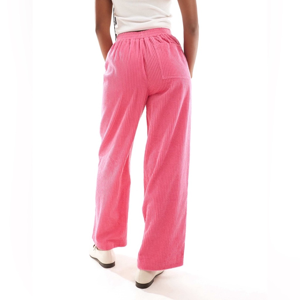 ASOS DESIGN cord barrel pants in pink - Picture 2 of 11